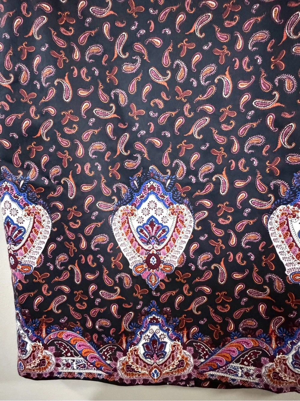 NWT J. Crew Black The Pencil Skirt with Paisley Medallion Accent. Size 0